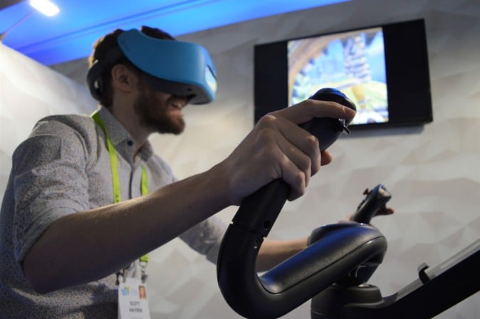 一体型VRをエアロバイクを組み合わせたフィットネスマシン登場 | Mogura VR