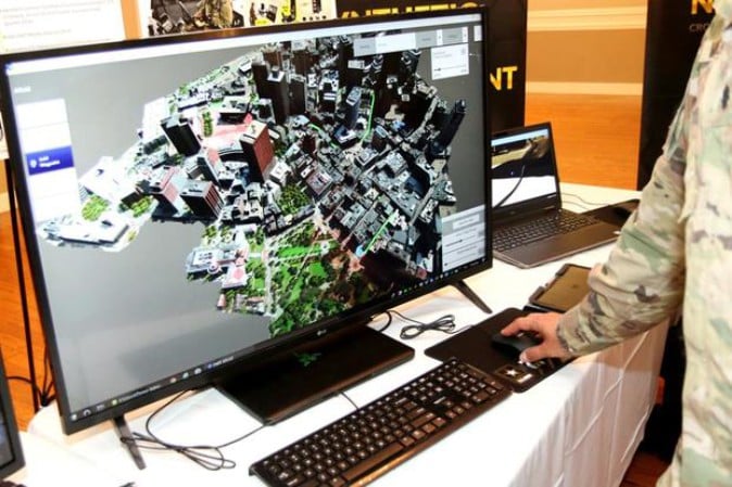 米軍が「VR市街戦」トレーニングを開発中 ドローンや衛星写真から街を再現 | Mogura VR