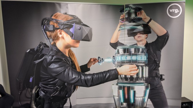 企業からの注文が急増中、チェコ発の高性能VRヘッドセット「XTAL」インプレッション | Mogura VR