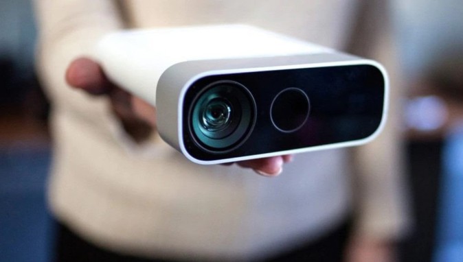 マイクロソフトが3Dセンサー「Azure Kinect」の商用提供を開始