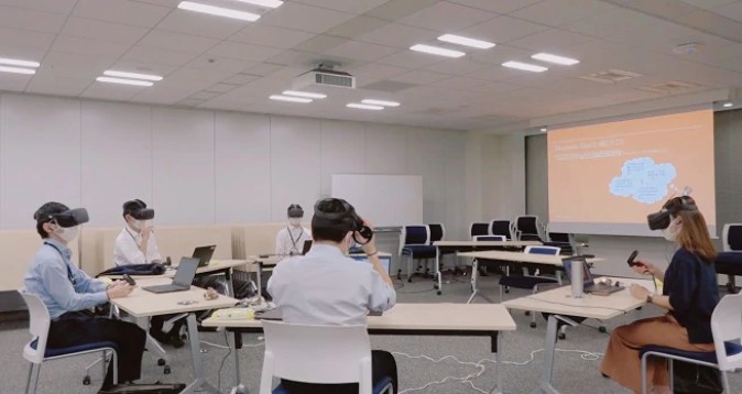 OJTの代わりにVR、PwC JapanがVR研修を本格導入 | Mogura VR