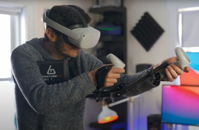 VRでの銃撃を感じる触覚デバイス「ForceTube」のモジュールが発売
