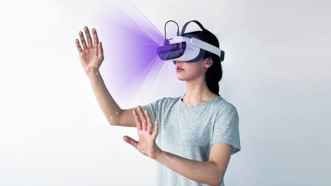 VRヘッドセット「Pico Neo 3 Pro」ハンドトラッキングデバイス同梱版が発売、2022年夏に | Mogura VR